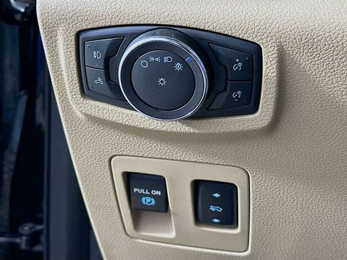 Used 2018 Ford F150 XLT w/ Equipment Group 302A Luxury image 27