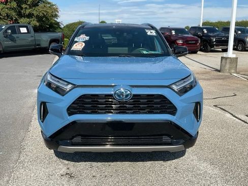 Used 2023 Toyota RAV4 XSE AWD/4WD image 2