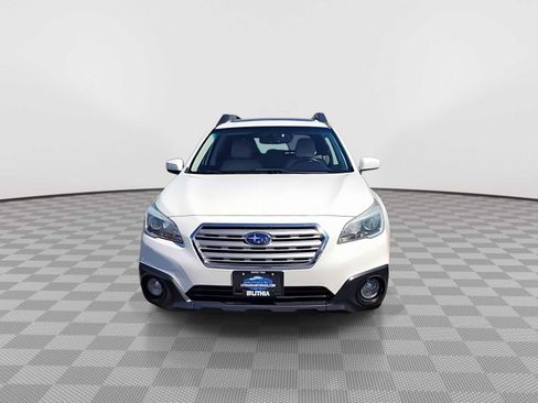 Used 2015 Subaru Outback 2.5i Premium AWD/4WD image 3