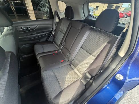 Used 2018 Nissan Rogue SV FWD image 23