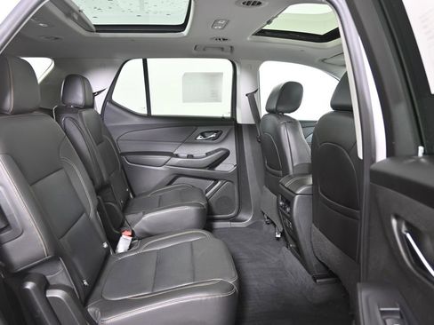 Used 2021 Chevrolet Traverse Premier w/ Redline Edition image 15
