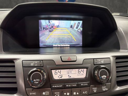 Used 2014 Honda Odyssey EX-L image 19