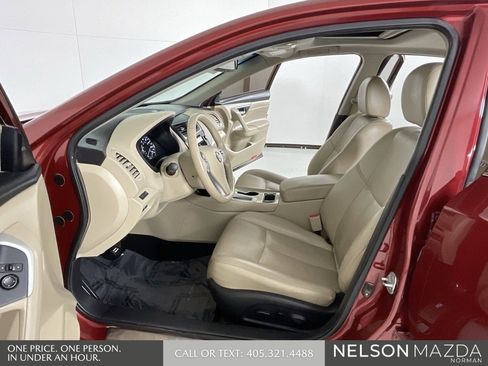Used 2016 Nissan Altima 2.5 SL w/ 2.5 Technology w/LED Package image 11