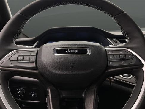 New 2025 Jeep Grand Cherokee L Limited w/ Trailer Tow Package image 16