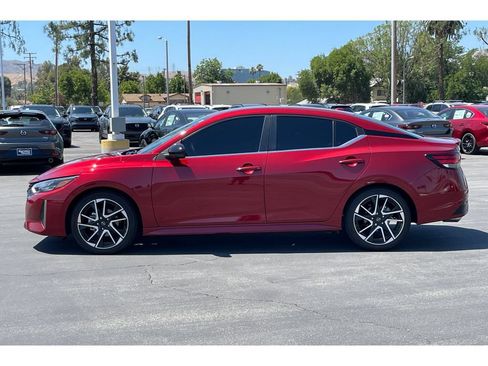 Used 2025 Nissan Sentra SR FWD image 3