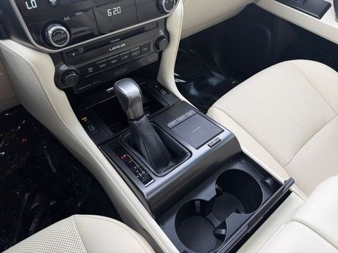 Used 2022 Lexus GX 460 Premium AWD/4WD image 24