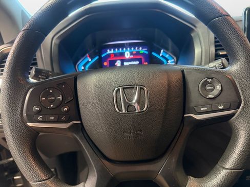 Used 2018 Honda Odyssey EX image 13