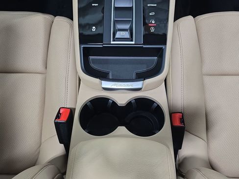 New 2026 Porsche Macan image 20