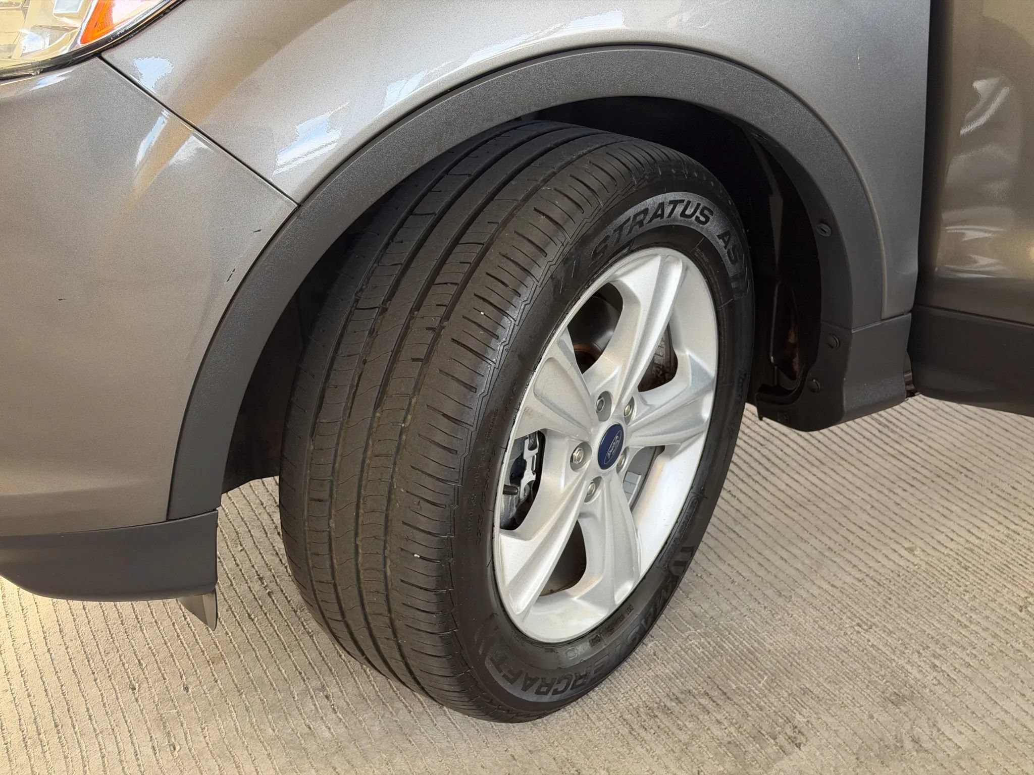 Used 2014 Ford Escape SE w/ Equipment Group 201A AWD/4WD image 14