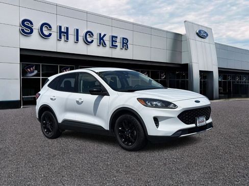 Used 2020 Ford Escape SE Sport FWD image 1