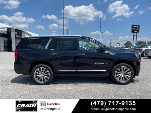 Used 2023 GMC Yukon Denali AWD/4WD image 9