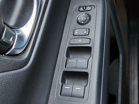 Used 2025 Honda CR-V Sport image 20