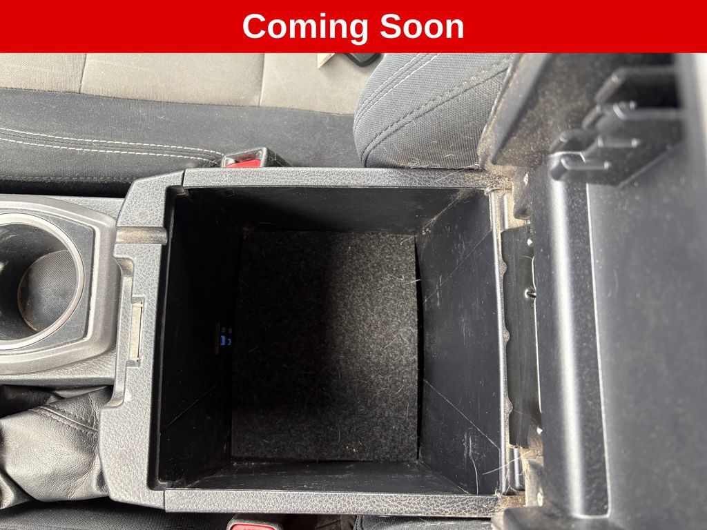 Used 2021 Toyota Tacoma TRD Off-Road w/ Technology Package AWD/4WD image 29