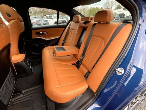 Used 2023 BMW 330i xDrive Sedan w/ Premium Package image 21