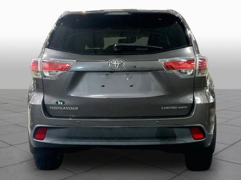 Used 2015 Toyota Highlander Limited Platinum AWD/4WD image 5