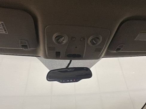 Used 2013 Buick Enclave Premium FWD image 24