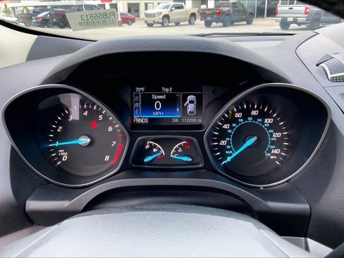 Used 2015 Ford Escape SE w/ Equipment Group 201A FWD image 25