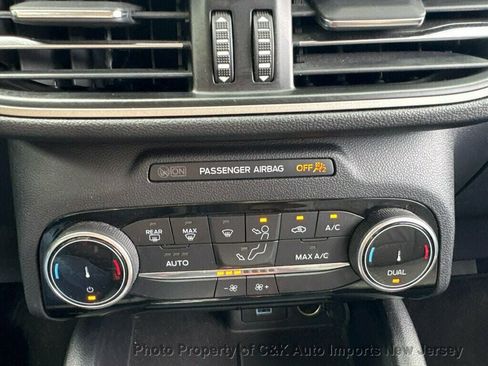 Used 2022 Ford Escape SE AWD/4WD image 21