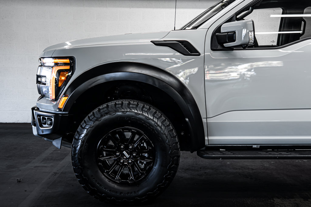 Used 2024 Ford F150 Raptor AWD/4WD image 12