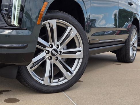 New 2026 Cadillac Escalade Sport w/ Touring Package AWD/4WD image 8