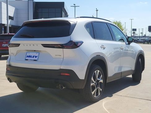 New 2026 MAZDA CX-5 Preferred image 4