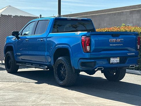 Used 2023 GMC Sierra 1500 Elevation w/ X31 Off-Road Package AWD/4WD image 6