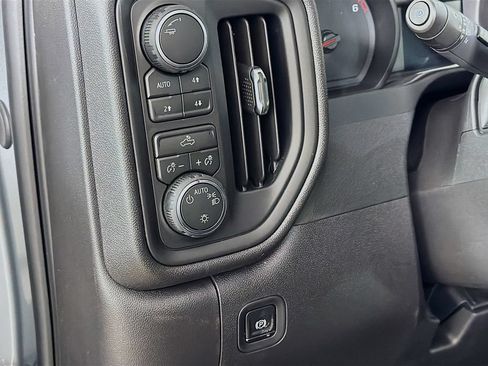 New 2026 Chevrolet Silverado 1500 Custom Trail Boss AWD/4WD image 10