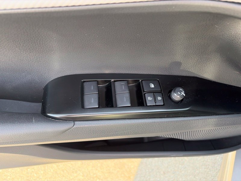 Used 2025 Toyota Camry SE w/ Convenience Package AWD/4WD image 19