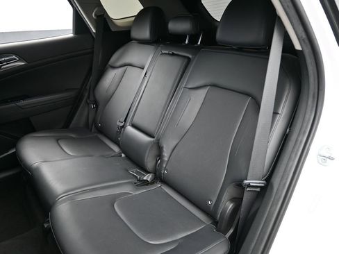 Used 2023 Kia Sportage SX image 37