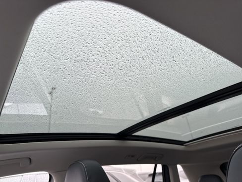 New 2026 Volkswagen Tiguan SE image 70