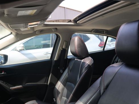 Used 2014 MAZDA MAZDA3 i Grand Touring image 25