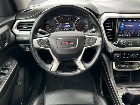 Certified 2023 GMC Acadia SLT w/ Elevation Edition FWD image 17