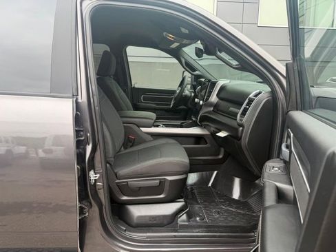 Used 2025 RAM 2500 Big Horn AWD/4WD image 9