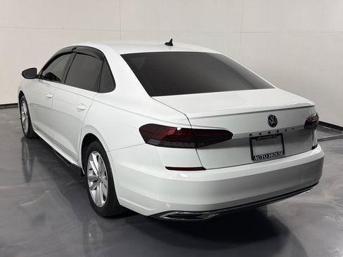 Used 2020 Volkswagen Passat 2.0T SE FWD image 6