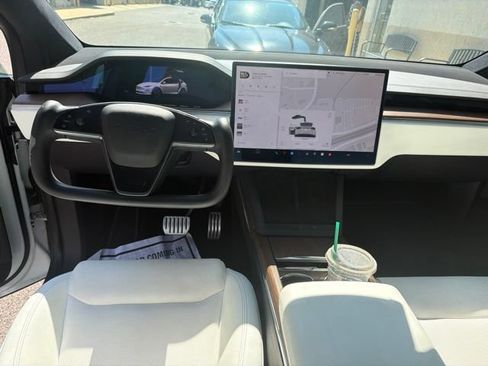 Used 2022 Tesla Model X AWD/4WD image 11