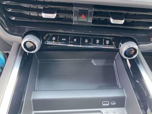 New 2026 Chevrolet Tahoe LS RWD image 21
