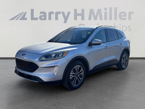 Used 2020 Ford Escape SEL image 1