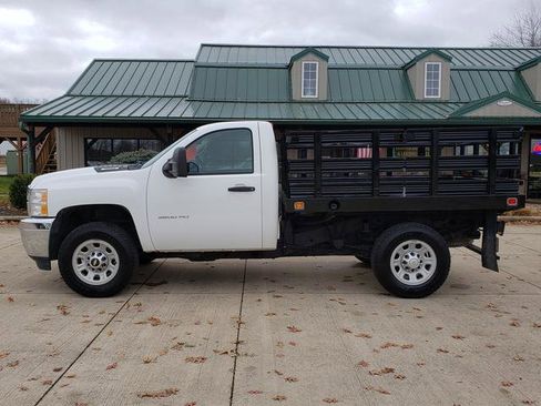 Used 2012 Chevrolet Silverado 3500 W/T image 2