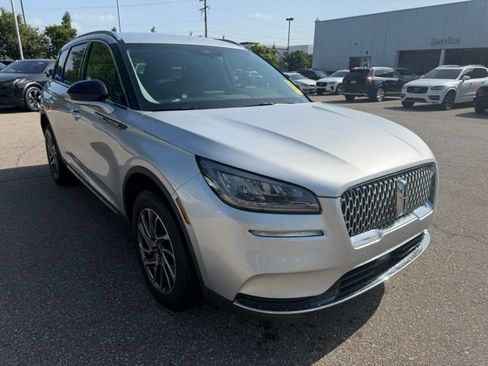 Used 2020 Lincoln Corsair AWD w/ Equipment Group 101A image 3