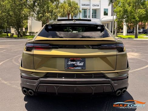 Used 2024 Lamborghini Urus Performante AWD/4WD image 54