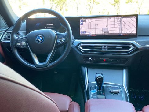 Used 2023 BMW i4 eDrive40 image 24