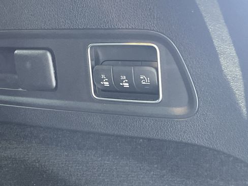 Certified 2023 Mercedes-Benz GLS 580 4MATIC image 12