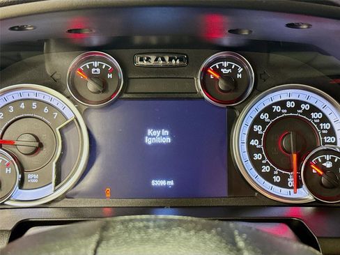 Used 2022 RAM 1500 Classic SLT w/ Electronics Group image 12