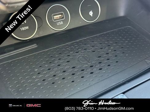 Used 2022 Genesis G70 3.3T image 33