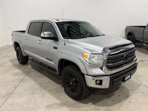 Used 2015 Toyota Tundra Limited w/ Limited Premium Package image 6