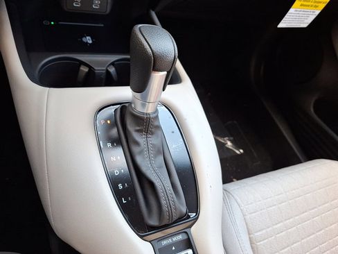 New 2026 Honda HR-V LX image 12