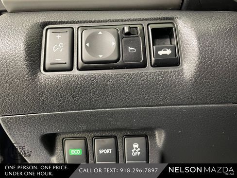 Used 2018 Nissan Sentra SR w/ Protection Package image 25