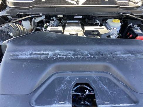 Used 2024 RAM 2500 Laramie w/ Night Edition image 25