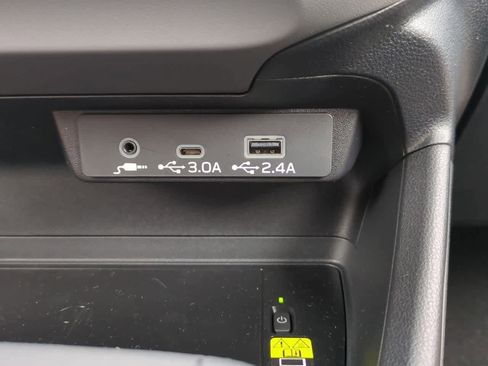 Certified 2025 Subaru Crosstrek 2.5i Sport w/ Crosstrek Mirror Package image 28