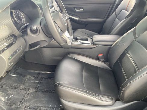 Used 2023 Nissan Sentra SR w/ SR Premium Package image 20